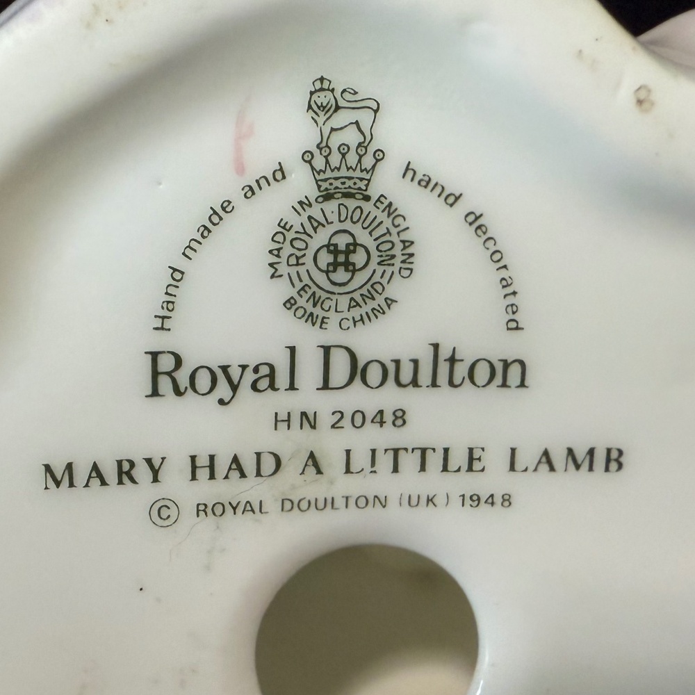 ROYAL DOULTON “Mary Had A Little Lamb” Figurine - Picture 11 of 11
